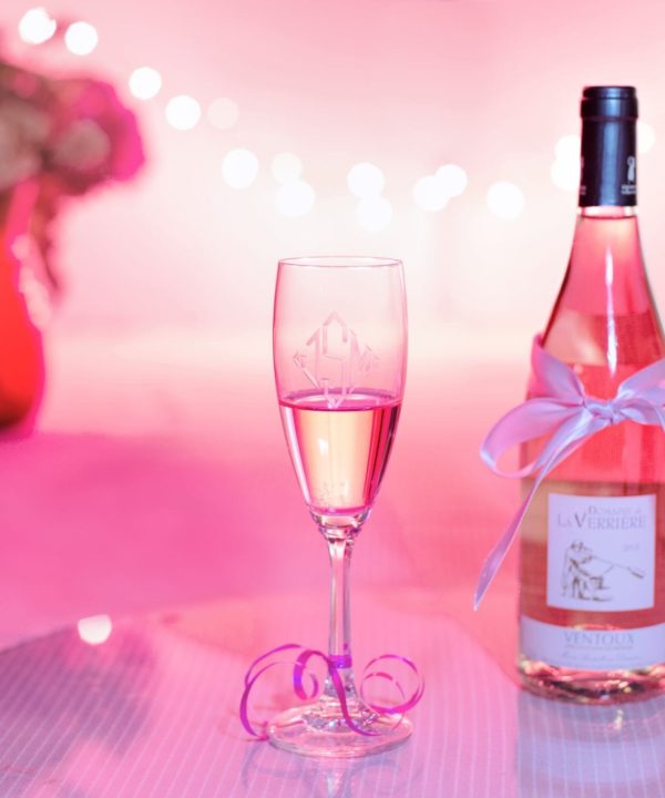 Photo d'une bouteille de vin rose - Mariage-Perpignan - Vin Perpignan